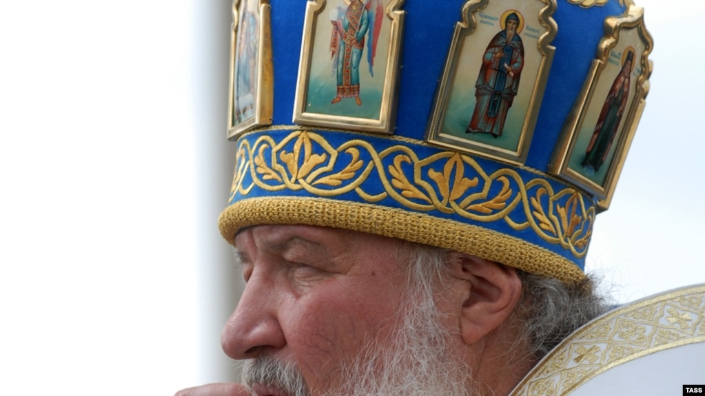 Russian Orthodox Faithful To Become