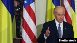 Джо Байден під час одного з візитів в Україну в якості віцепрезидента США. Київ, 7 грудня 2015 року