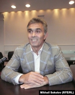 Галуст Ахоян