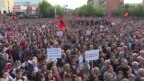 Χιλιάδες διαμαρτύρονται στο Κοσσυφοπέδιο για πιθανή ανταλλαγή γης με τη Σερβία