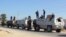 Egipatske snage bezbednosti pored oklopnih vozila , Sinaj, 8. avgust 2012.
