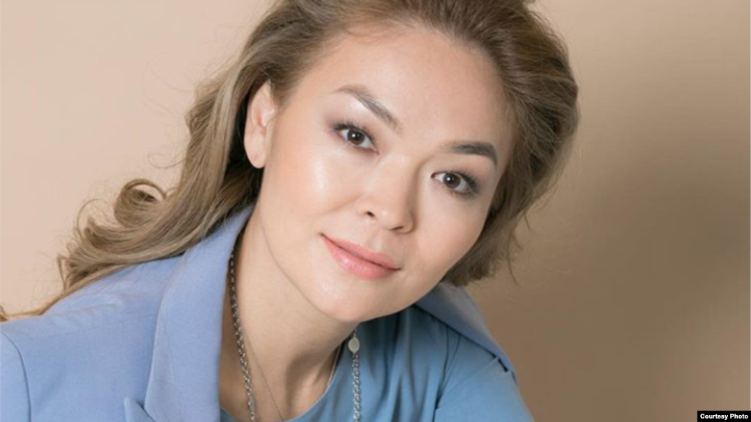 Науқас ұйықтап жатқанда ауруханада порно видео