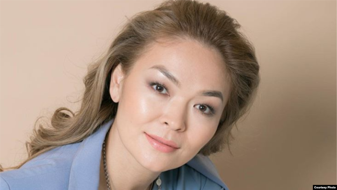 Егде жастағы әйелдердің суреттері, жастардың порнографиясы