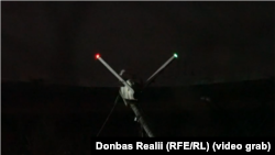 Український дрон-бомбардувальник Backfire на катапульті за декілька секунд до запуску, Слов'янський напрямок, лютий 2026 року