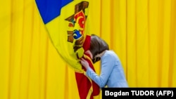 Președintele pro-european al Republicii Moldova, Maia Sandu, a câștigat alegerile prezidențiale din noiembrie 2020. Pe 11 iulie 2021, partidul ei, Partidul Acţiune şi Solidaritate (PAS), a câștigat alegerile parlamentare. (Foto: Ceremonia de inaugurare a Maiei Sandu, 24.12.2020)