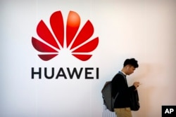 Compania Huawei nu are voie să furnizeze echipamente pentru rețeaua 5G în mai multe state occidentale.