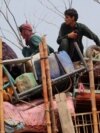 Afghan Exodus from Pakistan Continues Despite Deadly Earthquake Afghan Exodus from Pakistan Continues Despite Deadly Earthquake