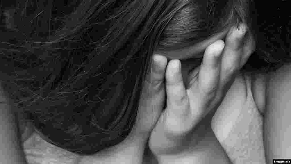 САД - Во услови на ковид пандемија, десет милиони деца може да стапат во брак до 2030 година, предупреди денеска УНИЦЕФ, од каде додаваат дека уште стотина милиони девојчиња може да бидат принудени на брак до крајот на деценијата.