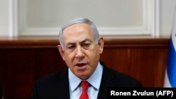 Benjamin Netanyahu hökumətin iclasında