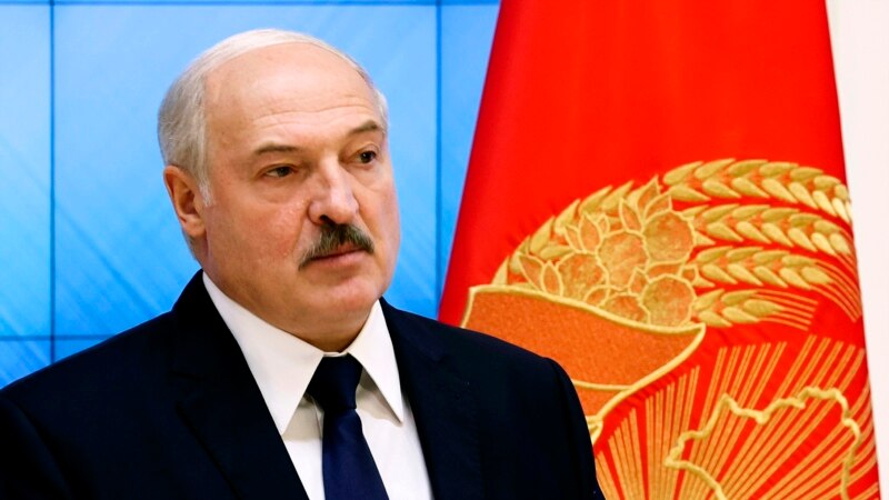 Лукашенко - Западот се обидува да ја уништи Белорусија 