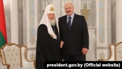 Belarusian President Alyaksandr Lukashenka meets with the Patriarch Kirill in Minsk on October 15.
