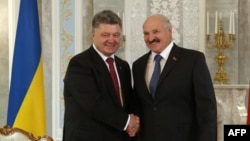 Аляксандар Лукашэнка і Пятро Парашэнка, архіўнае фота