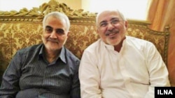 Iranian foreign minister Javad Zarif (R), meeting with the senior military officer in the IRGC and the commander of Qods Force Qassem Soleimani (reportedly in late May 2017).