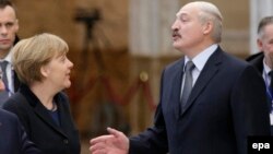 Ангела Мэркель і Аляксандар Лукашэнка, архіўнае фота