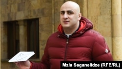 Депутат Ника Мелия призвал всех участников акции протеста пойти покушать лобио