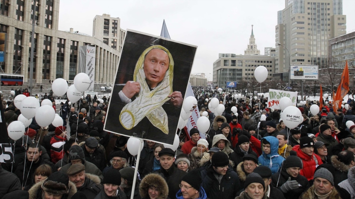 Russians Take To The Streets