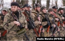 Бойцы из Чечни, воюющие на стороне сепаратистов