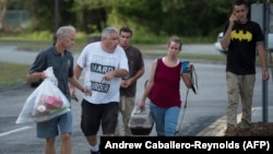 во Јужна Каролина над 400 илјади луѓе ги напуштиле крајбрежните подрачја поради ураганот Флоренс