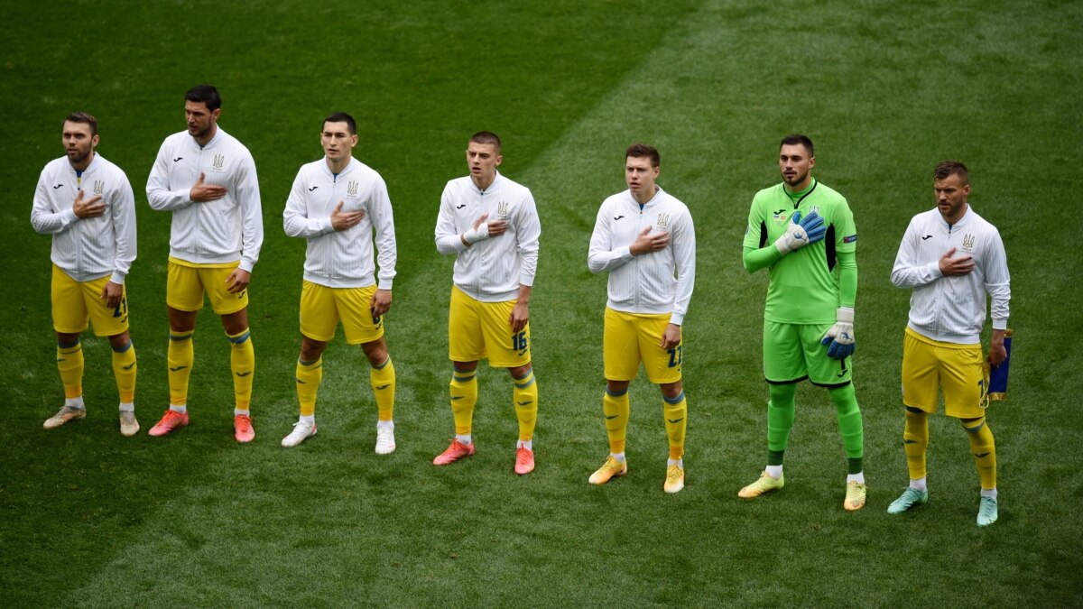 збірна України вийшла у чвертьфінал, перемігши Швецію 2:1