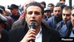 Amenia - Artak Khachatrian, a Prosperous Armenia Party activist, addresses small business owners protesting in Yerevan, 29Jan2015.