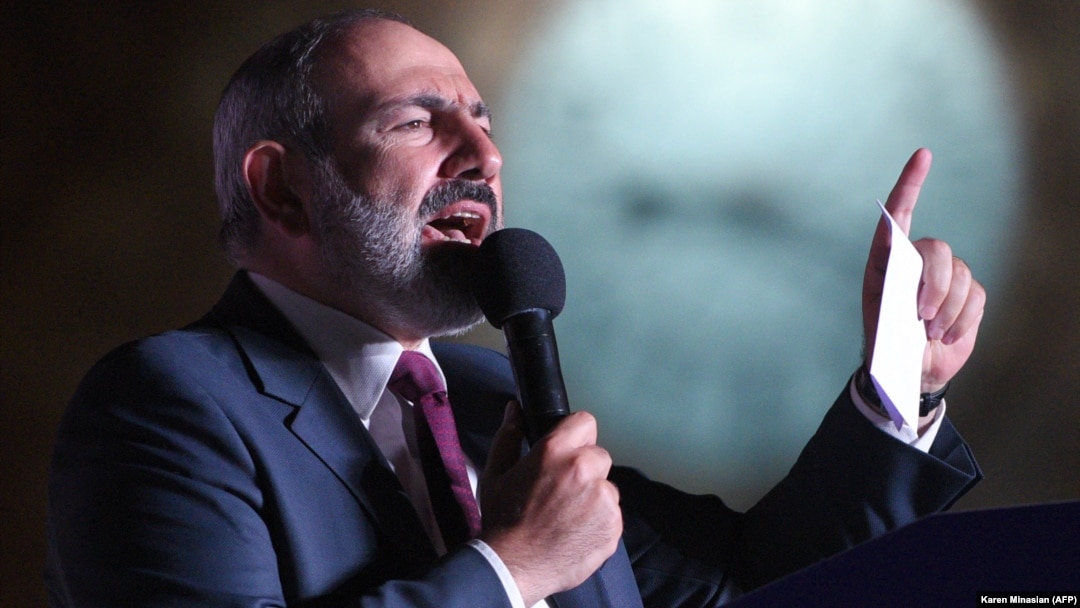 Armenian acting Prime Minister Nikol Pashinian delivers a speech during a rally in central Yerevan on June 21