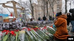 Площадь Независимости в Киеве. Годовщина смерти Сергея Бондарчука, 20 февраля 2015 года