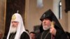 Armenia -- Catholicos Garegin II (R) and visiting Russian Patriarch Kirill preside over a joint prayer service in Echmiadzin, 16 March 2010.