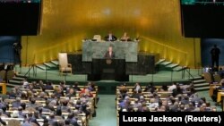 Iамерка -- Цхьаьнакхеттачу Къаьмнийн Вовшахтохараллан Инарлан ассамблей, Нью-Йорк, 09.2017.