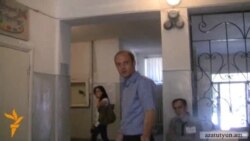 Դիտորդներ՝ առանց վկայականի 