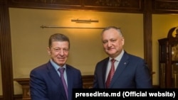 Dmitri Kozak cu președintele Igor Dodon, la întîlnirea lor la Moscova la 29 ianuarie 2019
