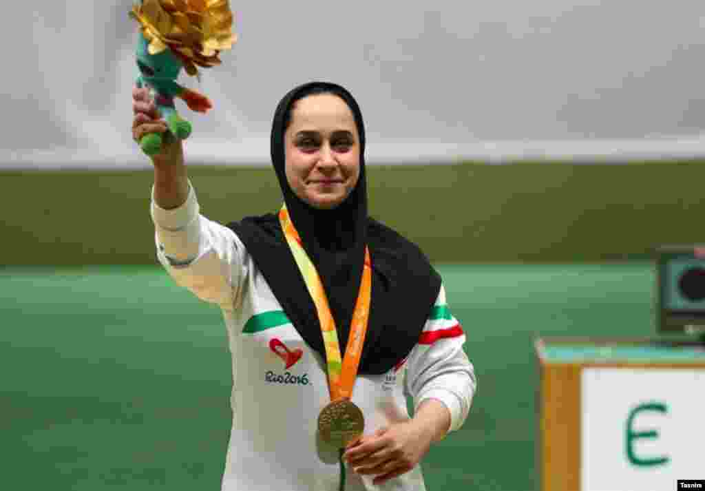 ساره جوانمردی در تیراندازی با تپانچه به دومین مدال طلای خود در پارالمپیک ریو ۲۰۱۶ دست پیدا کرد. بانوی تیرانداز ایران، در رقابت های تیراندازی رشته تپانچه بادی ۱۰ متر، نیز نخستین مدال طلای پارالمپیک کاروان ایران در بازی های ریو را بدست آورد.