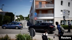 Napad u francuskom gradu La Šapel sir Erdr 