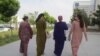 Туркменских женщин снова преследуют за короткие юбки, джинсы, макияж и светлые волосы 