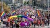 Cosmin Bebu-Vîjianu: Pentru politicienii români Europa se termină când vine vorba de minoritățile sexuale