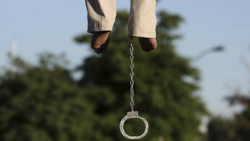 در یک روز حکم اعدام «ده نفر» در چند شهرِ ایران اجرا شد