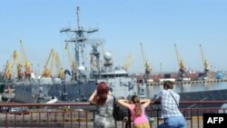 Військовий корабель Туреччини в порту Одеси, 13 липня 2008