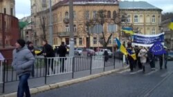 Львівські студенти прийшли до консульств європейських країн