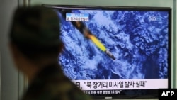 Кадры компьютерного моделирования запуска северокорейской ракеты были показаны телевидением Северной Кореи