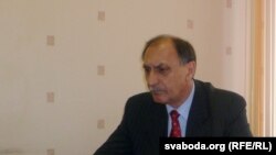 Валеры Ухналёў