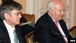 Miguel Angel Moratinos i James Steinberg u Sarajevu