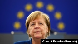 Germaniýanyň kansleri Angela Merkel 