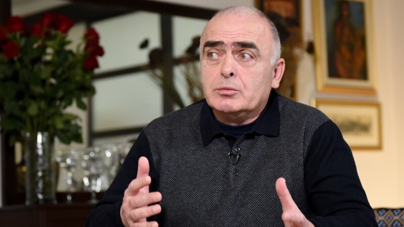 „ნუ დაუხუჭავთ თვალს თემიდას“ - ვაჟა გაფრინდაშვილის 7-დღიანი პატიმრობა შეუფარდეს | რეპორტაჟი სასამართლოდან