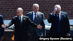 Владимир Путин, Аслан Бжания, Александр Лукашенко, июнь 2020 года