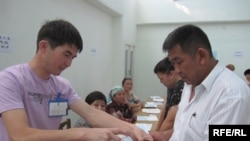 Конституционный референдум в Киргизии. Возможно, республика станет парламентской. Но не сразу.