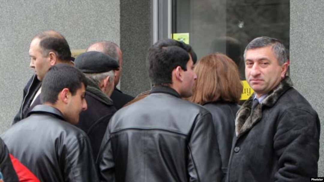 «Bizim ölkədə korrupsiya yayılıb»