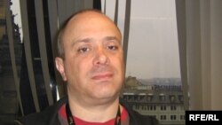 Брайан Уитмор