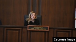 მოსამართლე ნინო გალუსტაშვილი