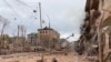 Такий вигляд має вулиця Слов'янська після російського обстрліу. 15 квітня 2026 року
