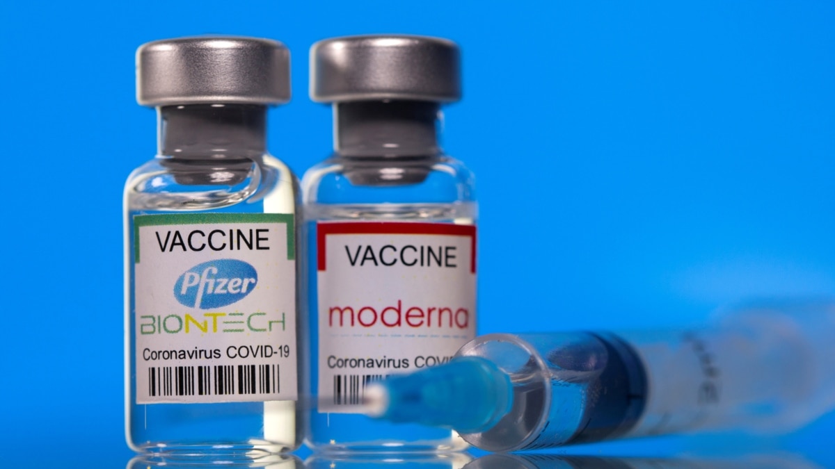 Бустерна доза вакцини Pfizer/BioNTech показала високу ефективність – дослідження