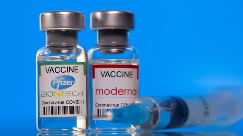 Американските власти тврдат дека вакцините на  „Фајзер“ и „Модерна“ се  безбедни за бремени жени